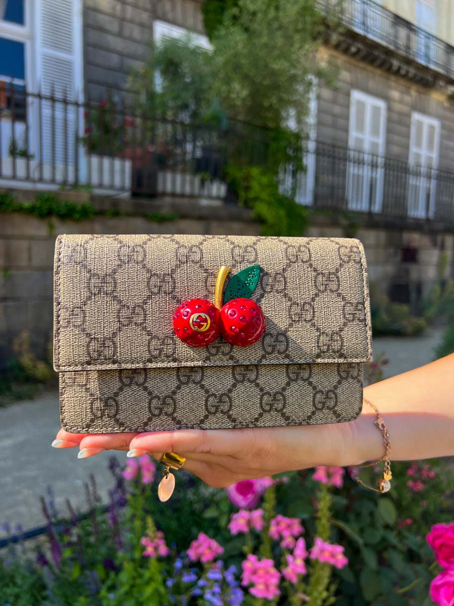 Mini Sac Suprême GG avec cerises Mini Sac Suprême GG avec cerises